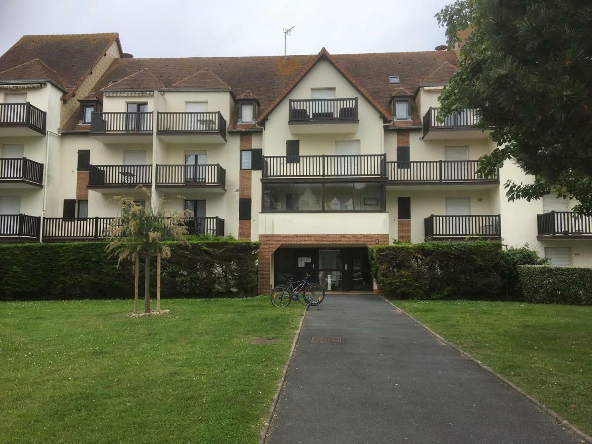 Plage Et Mer Service Tout Compris Cabourg Exterior photo